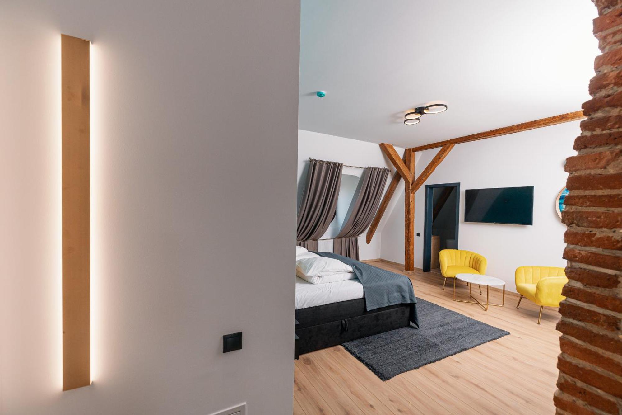 Haller Boutique Târgu-Mureş Zimmer foto