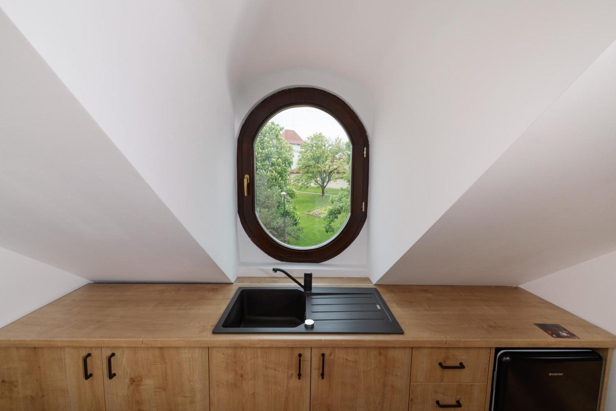 Haller Boutique Târgu-Mureş Zimmer foto